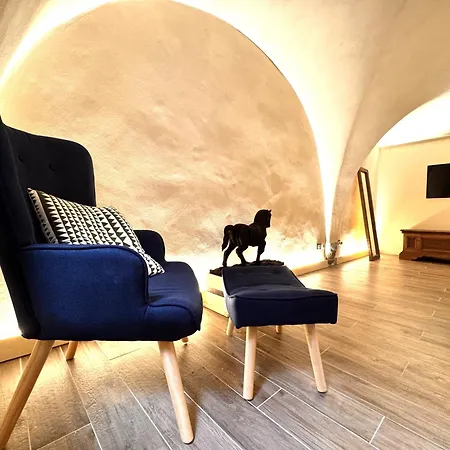 Appartement Stalloregis 19 *